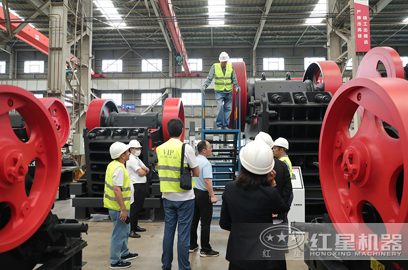 顎式破碎機(jī)型號(hào)及參數(shù)尺寸大全，選型不再愁！