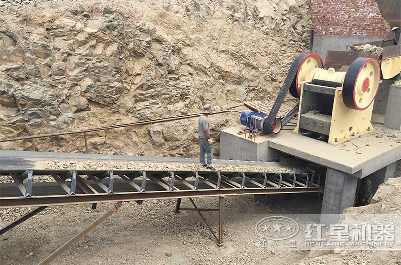 PE250x400鄂式破碎機現場 PE250x400鄂式破碎機現場