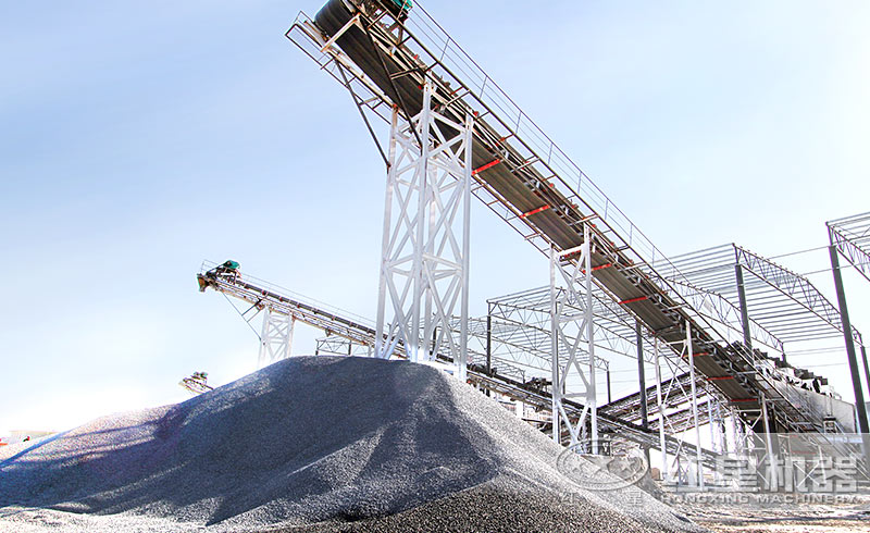 大型砂石料生產線現(xiàn)場 大型砂石料生產線現(xiàn)場