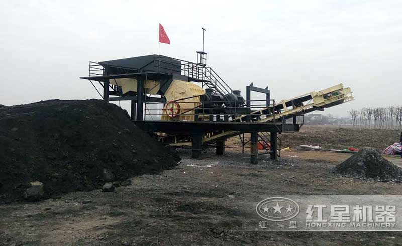 重錘式煤礦破碎機現(xiàn)場實拍 重錘式煤礦破碎機現(xiàn)場實拍