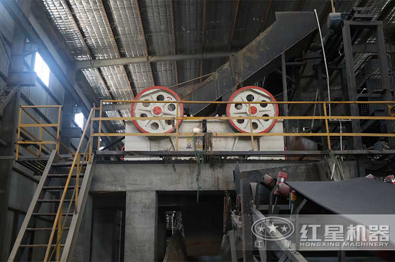 PEX-300x130顎式破碎機 PEX-300x130顎式破碎機