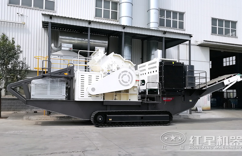 國產(chǎn)小型履帶式破碎機(jī)